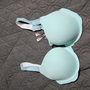 Victoria's Secret t-shirt push up full coverage bra